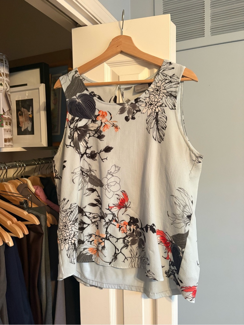 Vero Moda Sleeveless Floral Print Top - Light Blue Coral Accents and Split Back